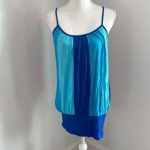 FOREVER 21 women’s multicolor dress with tight bottom